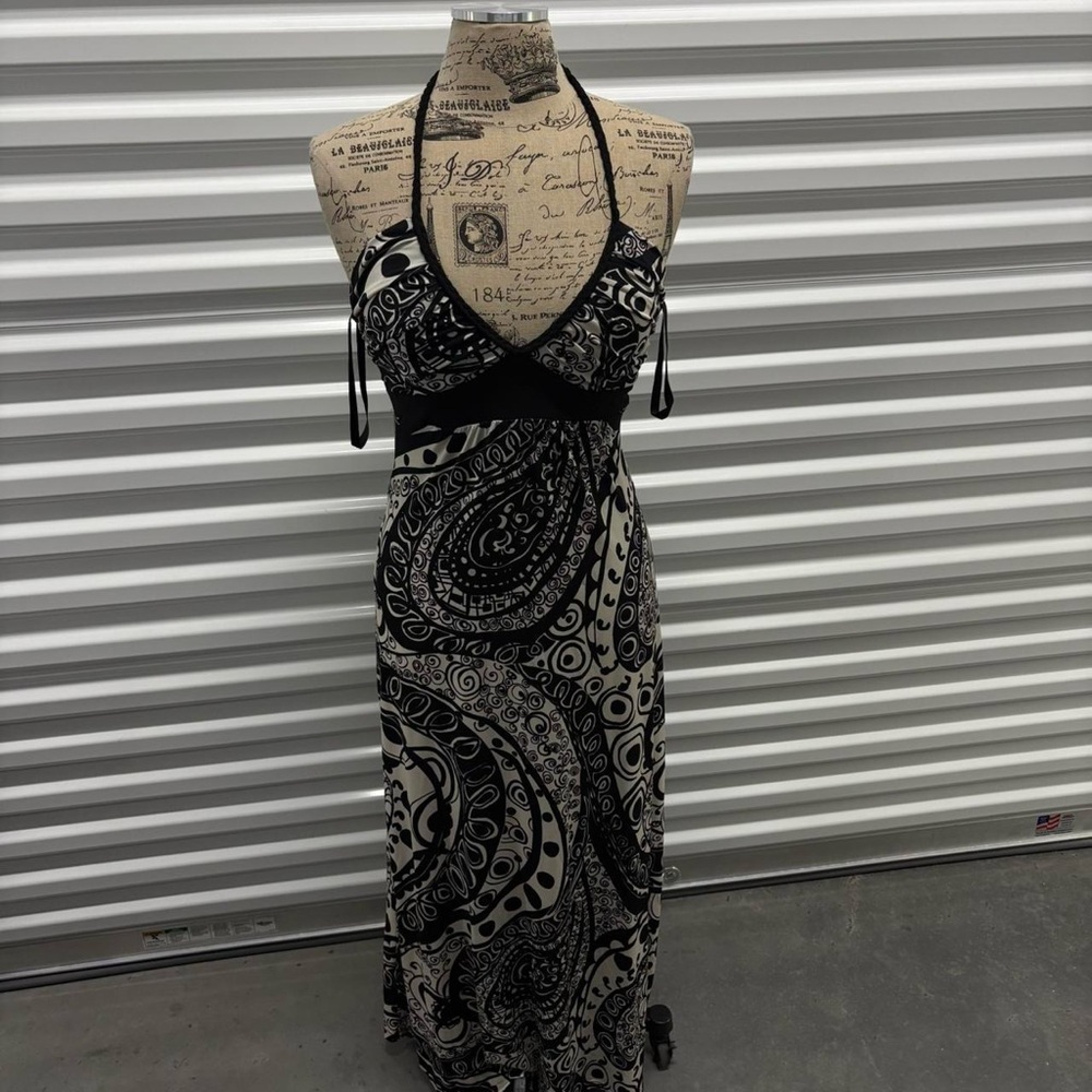 Bisou Bisou Black and White Paisley Maxi Dress